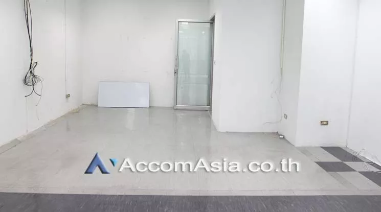  1  Studio Office Space For Rent in Sathorn ,Bangkok BTS Chong Nonsi - BRT Arkhan Songkhro at JC Kevin Tower AA17415